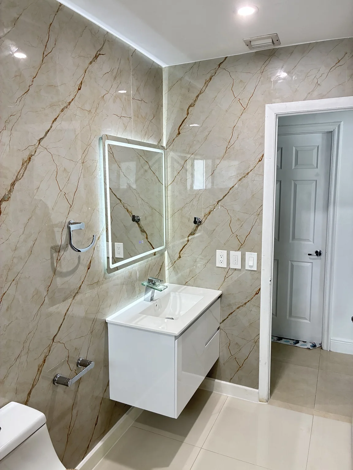 Bathroom vanity and wall finish